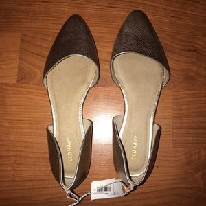 Brand New Gold Flats